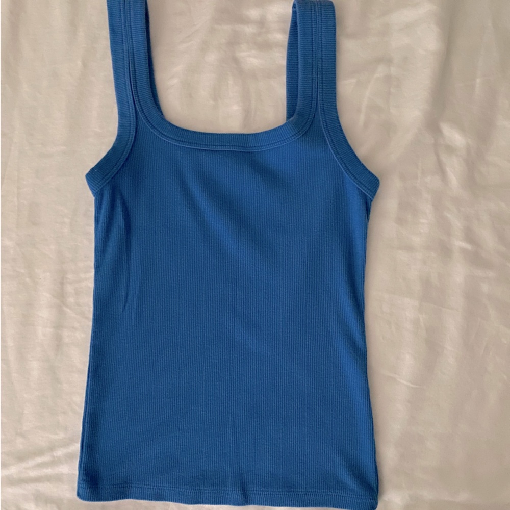 hollister square neck tank